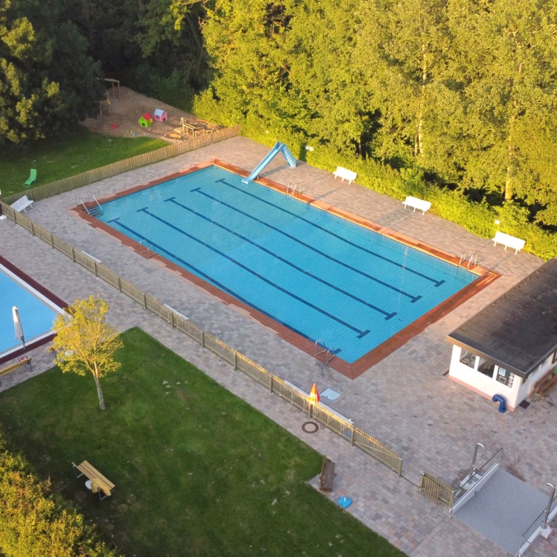 Schwimmerbecken - bearb